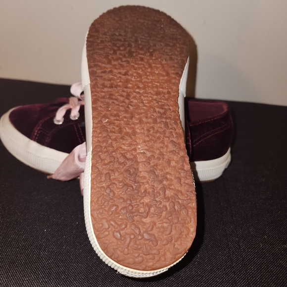 Superga - Picture 2 of 3